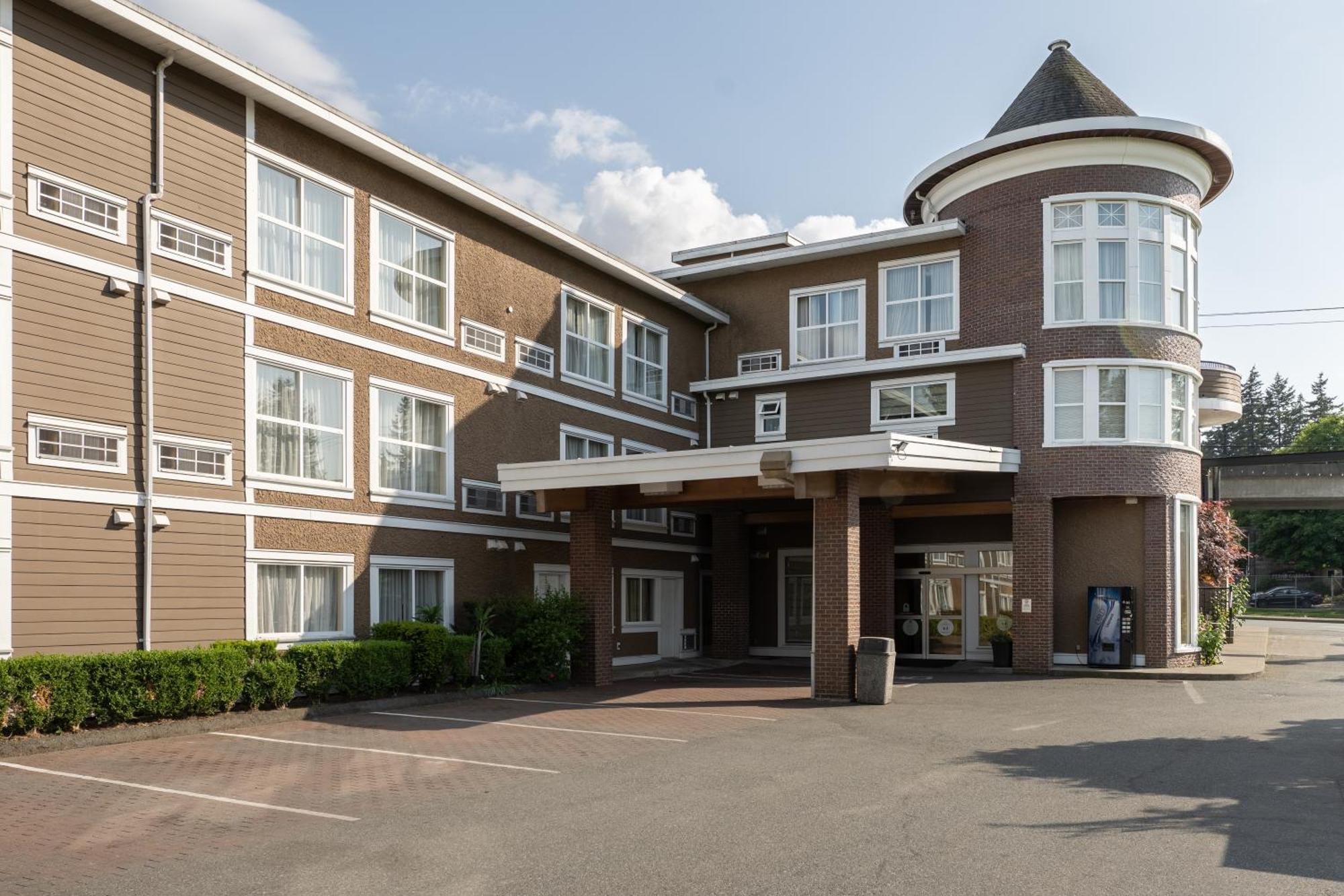 Days Inn By Wyndham Surrey Exterior foto